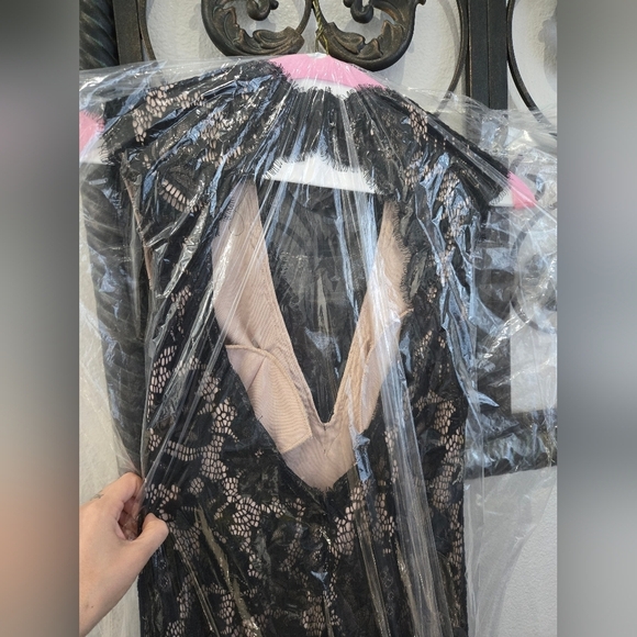 Betsy & Adam Lace Evening Dress - Picture 6 of 14